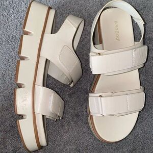 BAMBOO Women's Cream Strap Sandals